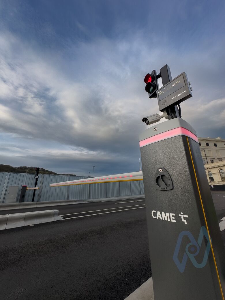 A CAME Gard PX barrier cabinet with a traffic light and ANPR camera on an entry lane at Motis Dover